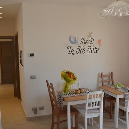 B&B Le Tre Fate วาราซเซ ภายนอก รูปภาพ